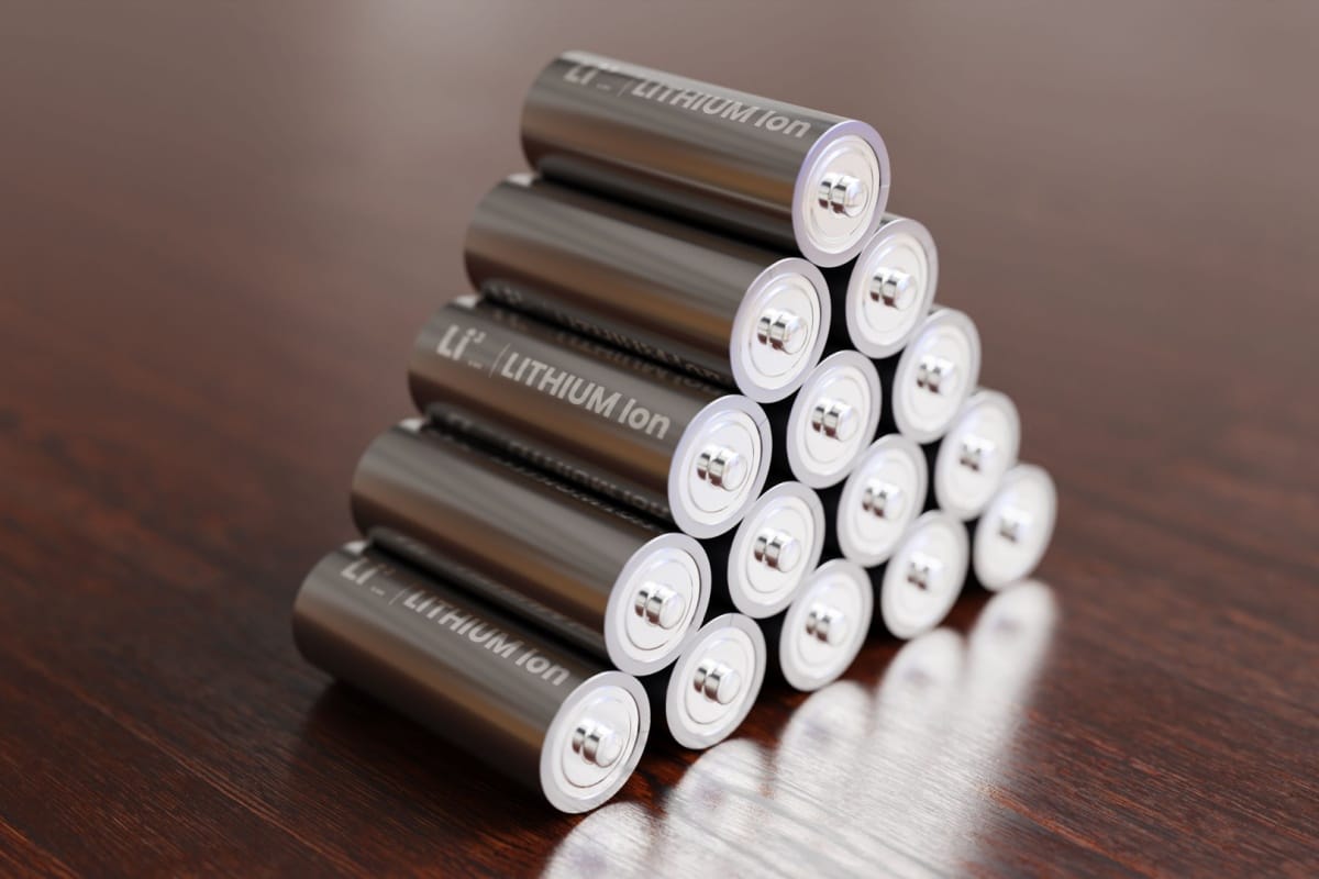 Op industriële schaal geïmplementeerd, zou het systeem het mogelijk maken om afgedankte batterijen te integreren in energiecentrales