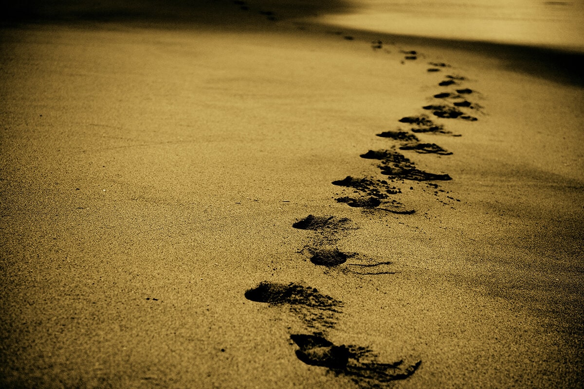 Toen de bevolking zich verplaatste, bleven deze voetafdrukken achter totdat ze werden bedekt.